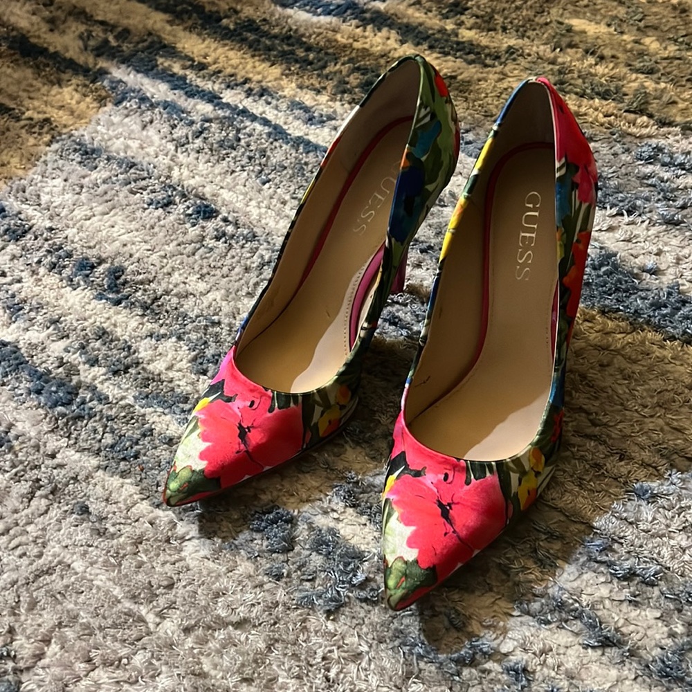 Guess Floral Heels